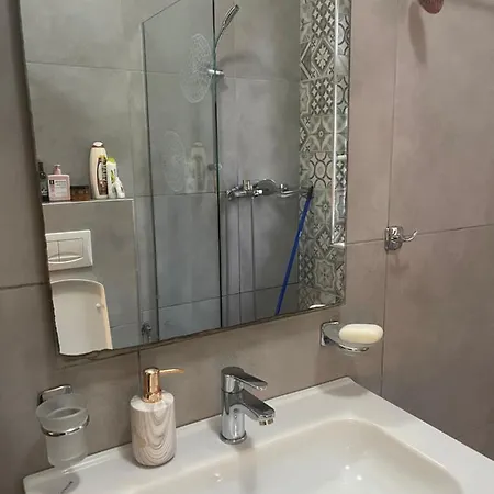 Amadeus Apartament * Tirana